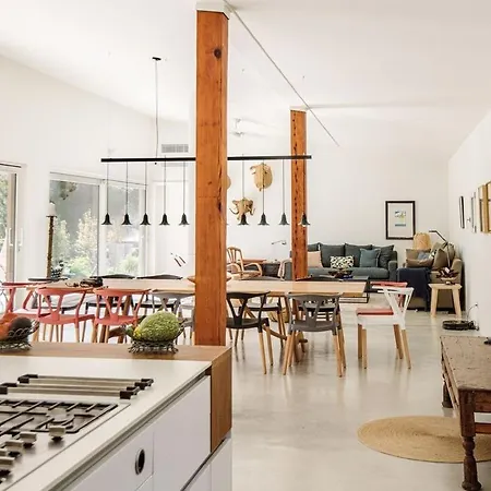 Villa Marbella - Chic Escape With Private Pool & Ocean Breeze Marbella