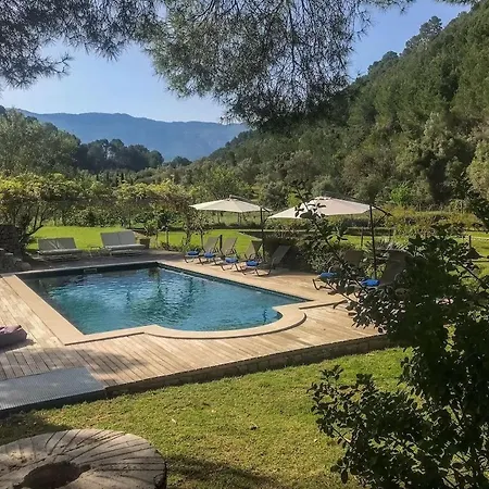 Villa Marbella - Chic Escape With Private Pool & Ocean Breeze Marbella